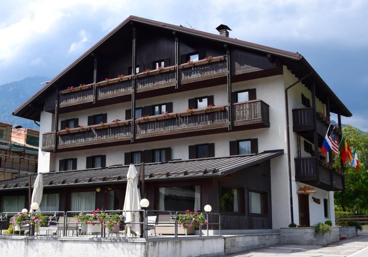 Hotel Ferrari Пінцоло Екстер'єр фото