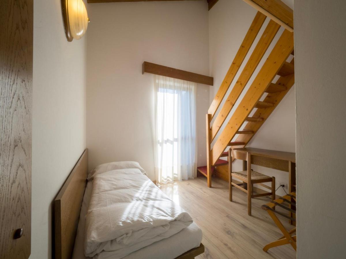 Hotel Ferrari Пінцоло Екстер'єр фото